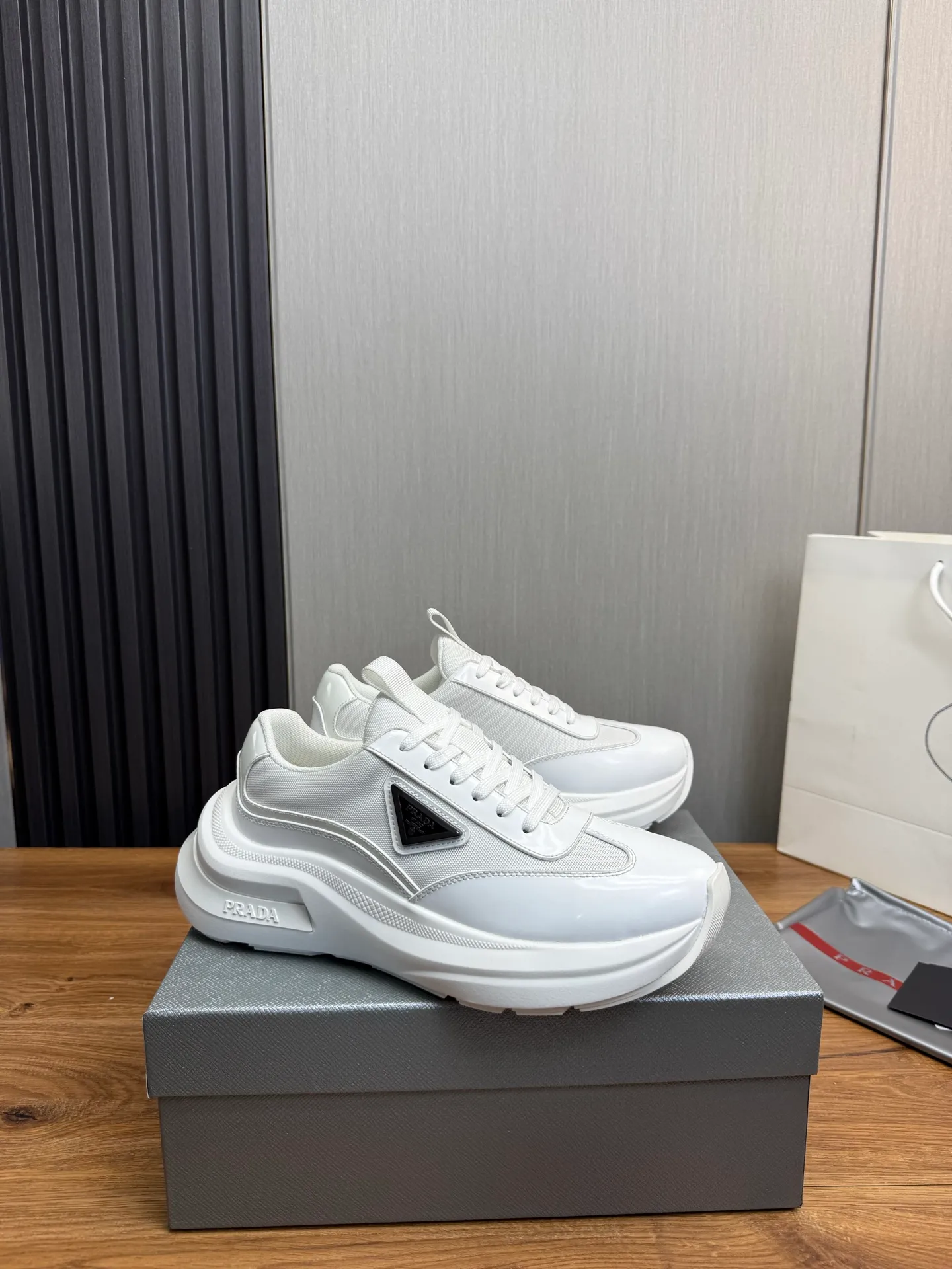 Men's shoes 💰660💰 [PRADA] Men's shoes are popular in the counter, official website is synchronized, high-quality shipments ✔️Original cowhide + cowhide lining, 1🆚1 replica, original sole, 38-45 (customized for 45, non-refundable)